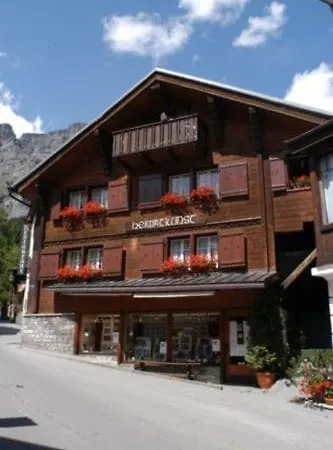 Heimatkunst 1 Lucia * Leukerbad