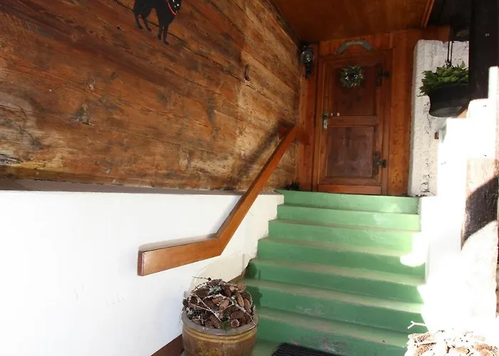 Heimatkunst 1 Lucia * Leukerbad